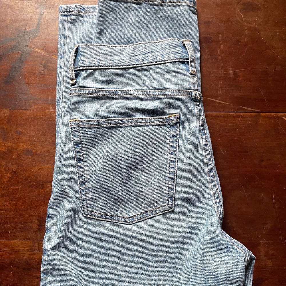 Everlane - The Cheeky Jean - 28 ankle